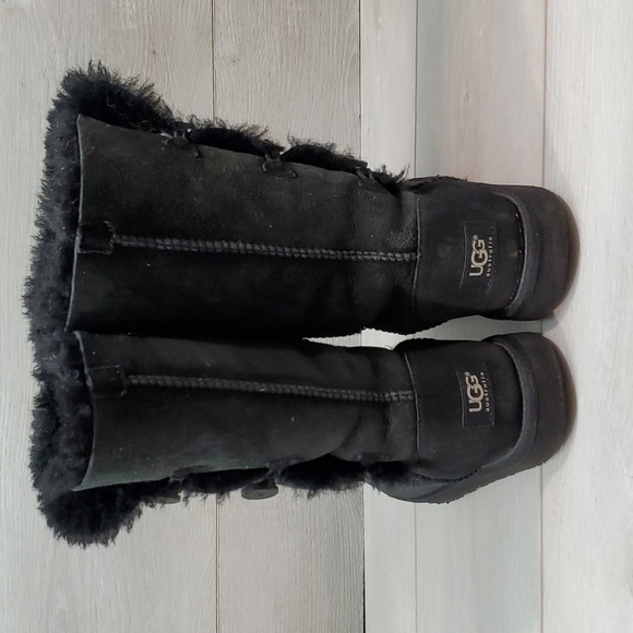 Ugg Australia Women 1962Y Tall Bailey Button Triplet Sheepskin shoes boots sz 6 - Picture 5 of 15